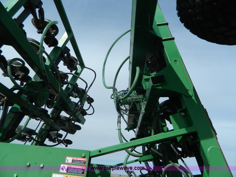 image for item L7345 John Deere 1895 no-till air seeder