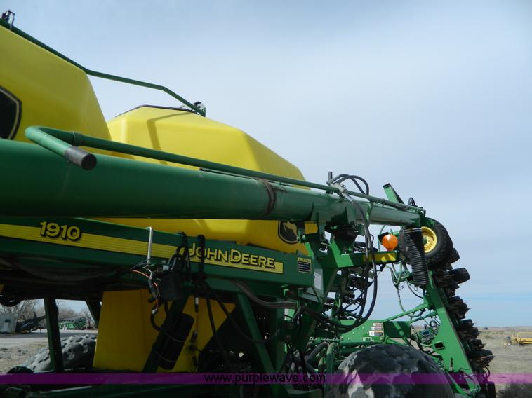 image for item L7345 John Deere 1895 no-till air seeder