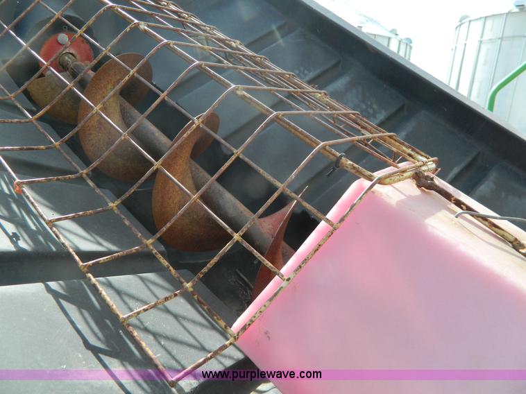 image for item L7345 John Deere 1895 no-till air seeder