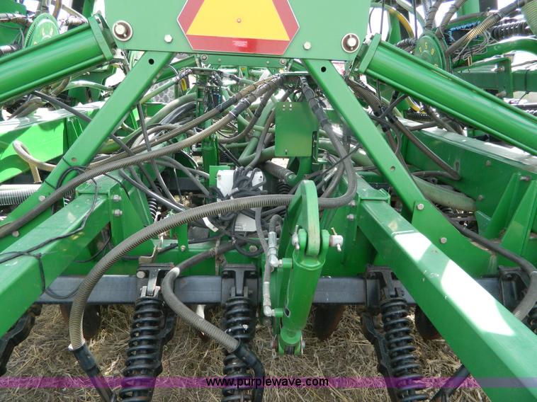 image for item L7345 John Deere 1895 no-till air seeder