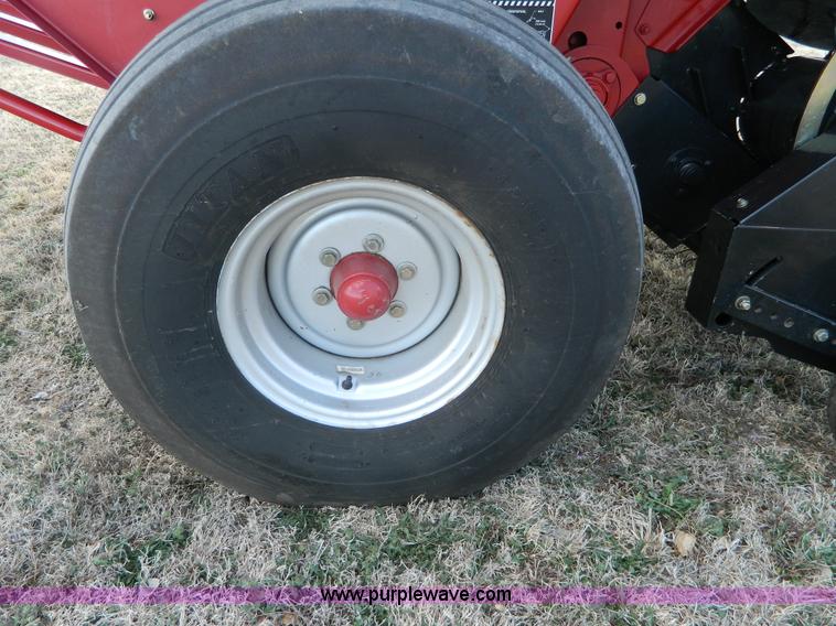image for item L7348 Case IH RBX562 round baler