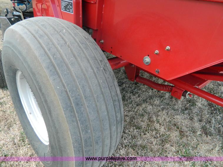 image for item L7348 Case IH RBX562 round baler