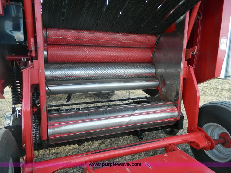 image for item L7348 Case IH RBX562 round baler