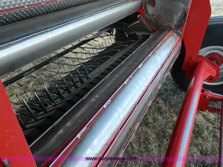 image for item L7348 Case IH RBX562 round baler