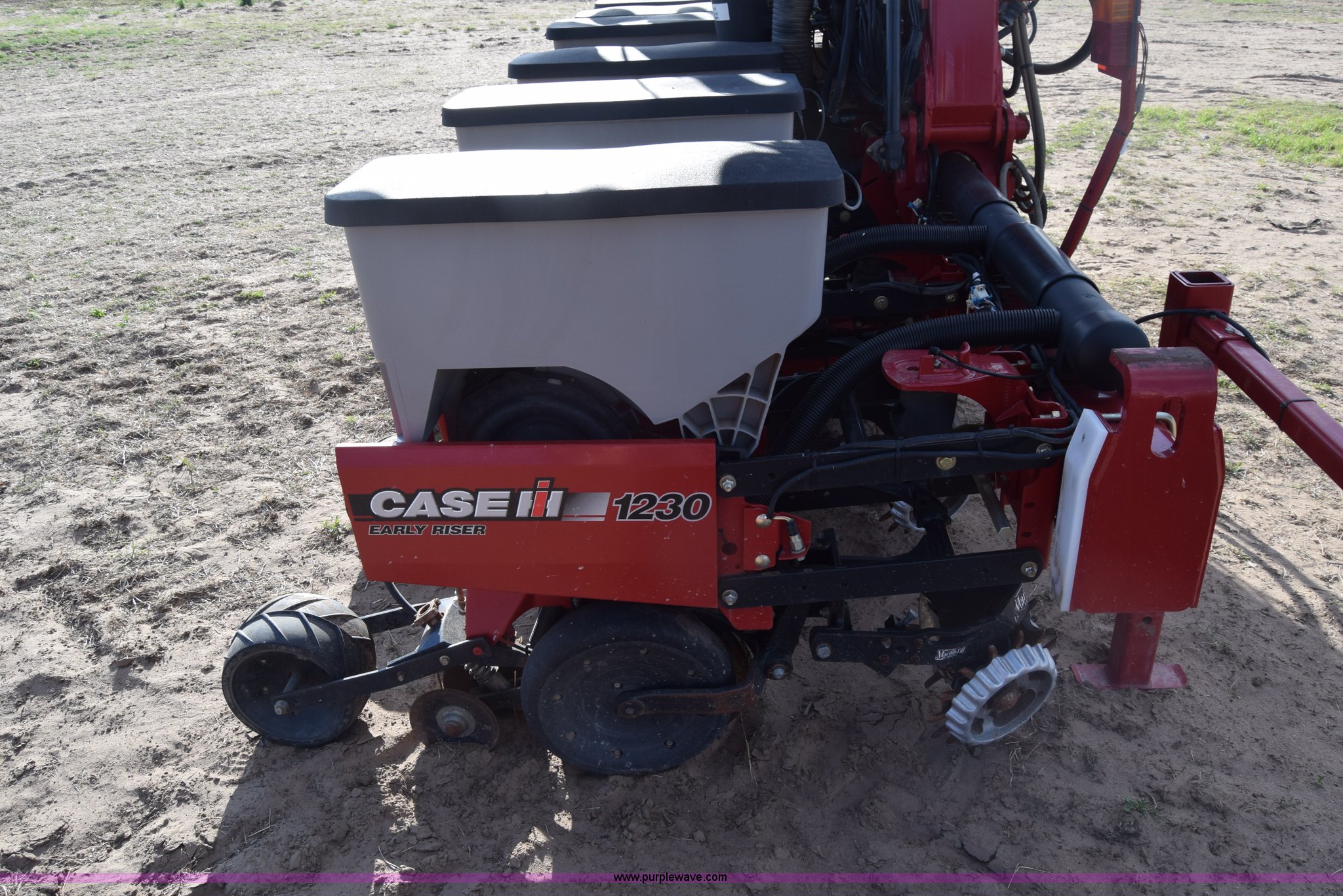 Case 1230 Early Riser planter in Kinsley, KS | Item BX9731 sold ...