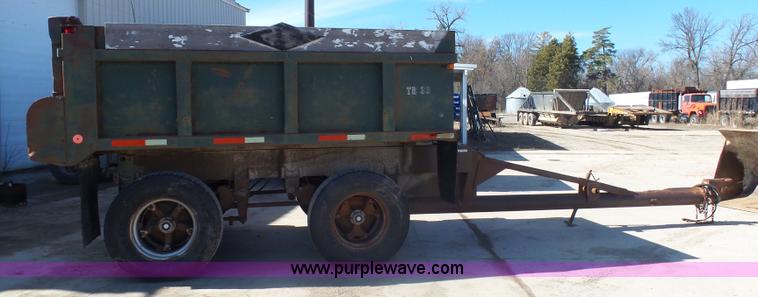 image for item AL9212 1969 Heil TR33 end dump trailer
