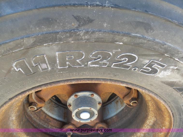 image for item AL9212 1969 Heil TR33 end dump trailer