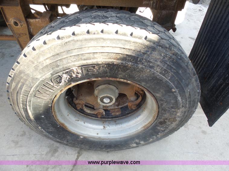 image for item AL9212 1969 Heil TR33 end dump trailer