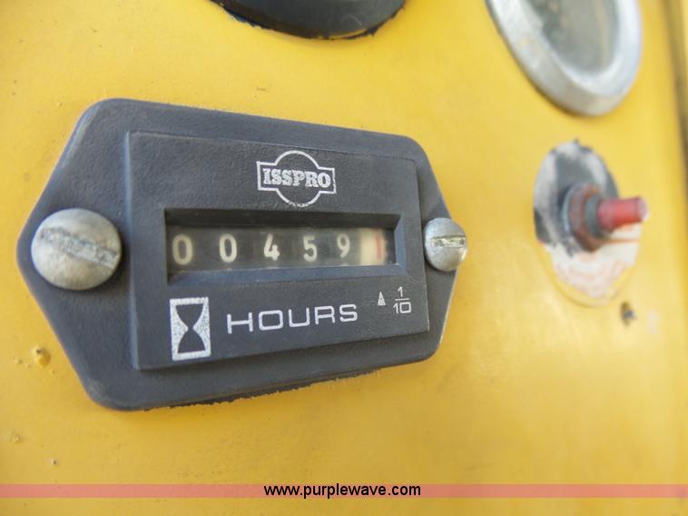 image for item AL9219 Norkot MaxGrind 9200 recycle grinder
