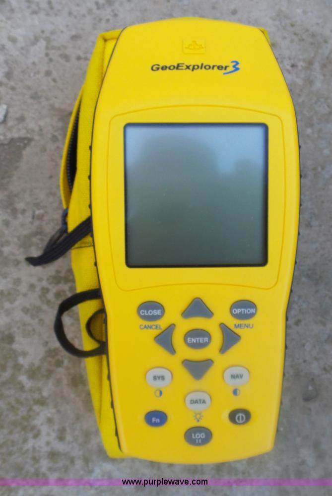image for item AL9220 Trimble Geo Explorer 3 GPS unit