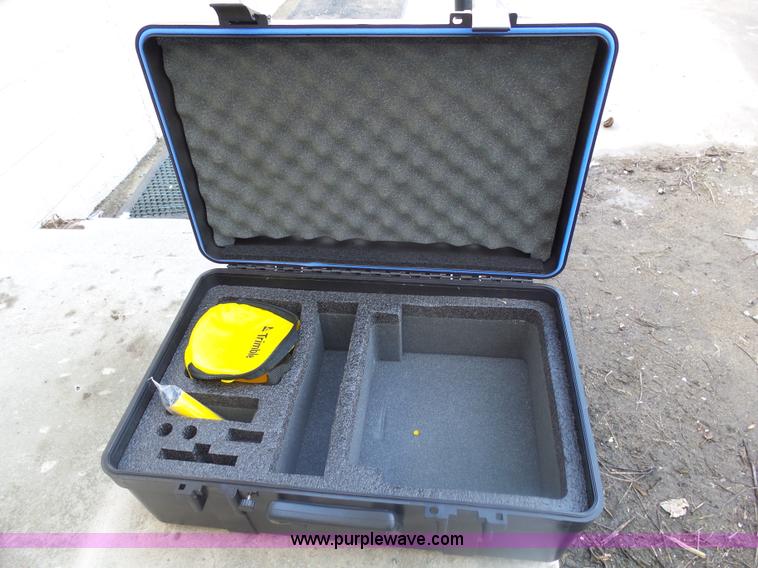 image for item AL9220 Trimble Geo Explorer 3 GPS unit