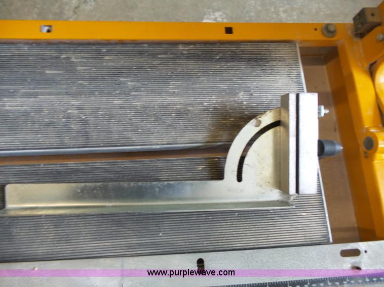 image for item BE9907 2007 Felker FRS-38T rail tile saw