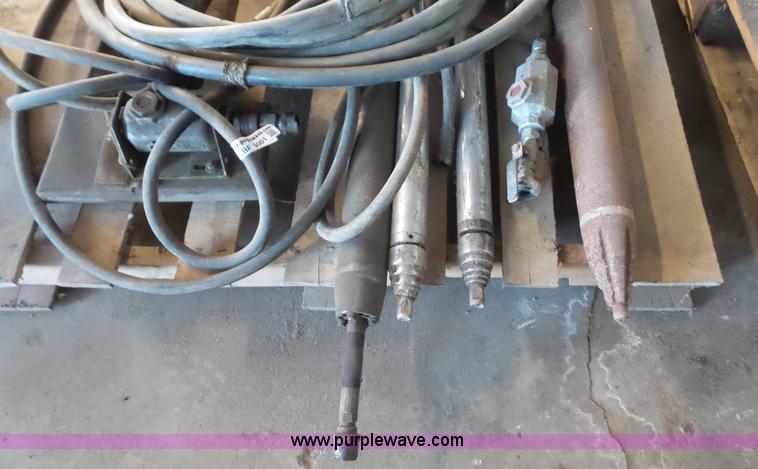 image for item BF9001 (4) pencil hog units