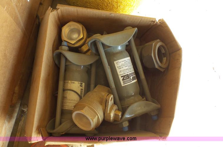 image for item BF9004 Assorted gas pipe and gas fittings