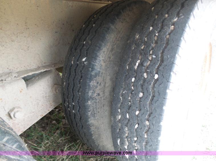 image for item BI9217 1993 Sundowner equipment trailer