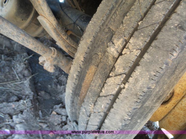 image for item BL9577 2011 Overbilt tilt deck trailer