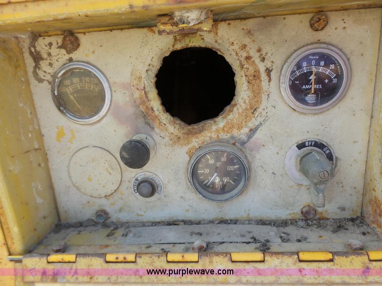 image for item BL9580 1979 Worthington air compressor