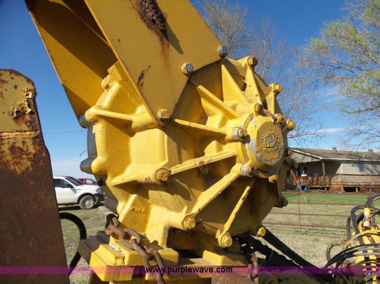 image for item BL9581 Bron V75 dozer cable plow