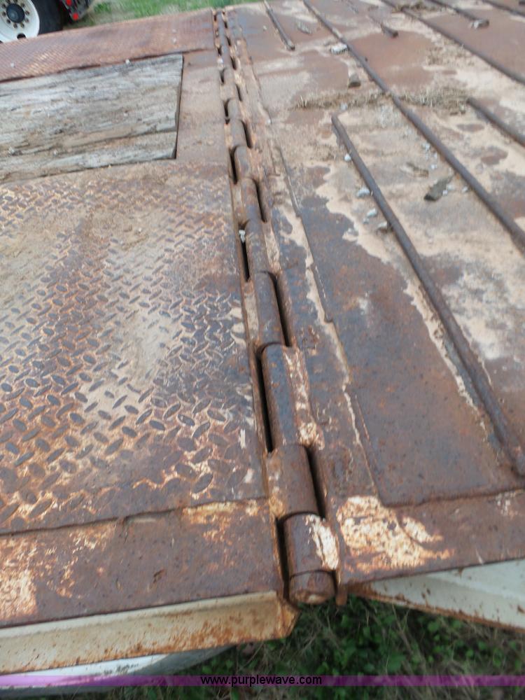 image for item BL9604 1998 Trail Eze 48HD drop deck trailer