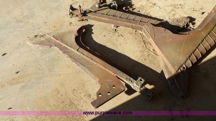 image for item BN9740 (5) vibratory plow chutes