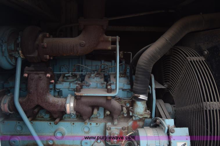 image for item BX9887 Multiquip Whisperwatt AC generator