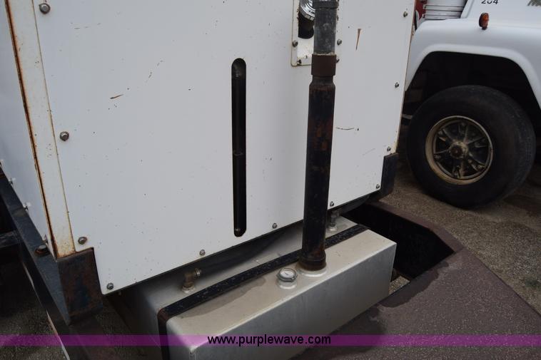 image for item BX9887 Multiquip Whisperwatt AC generator