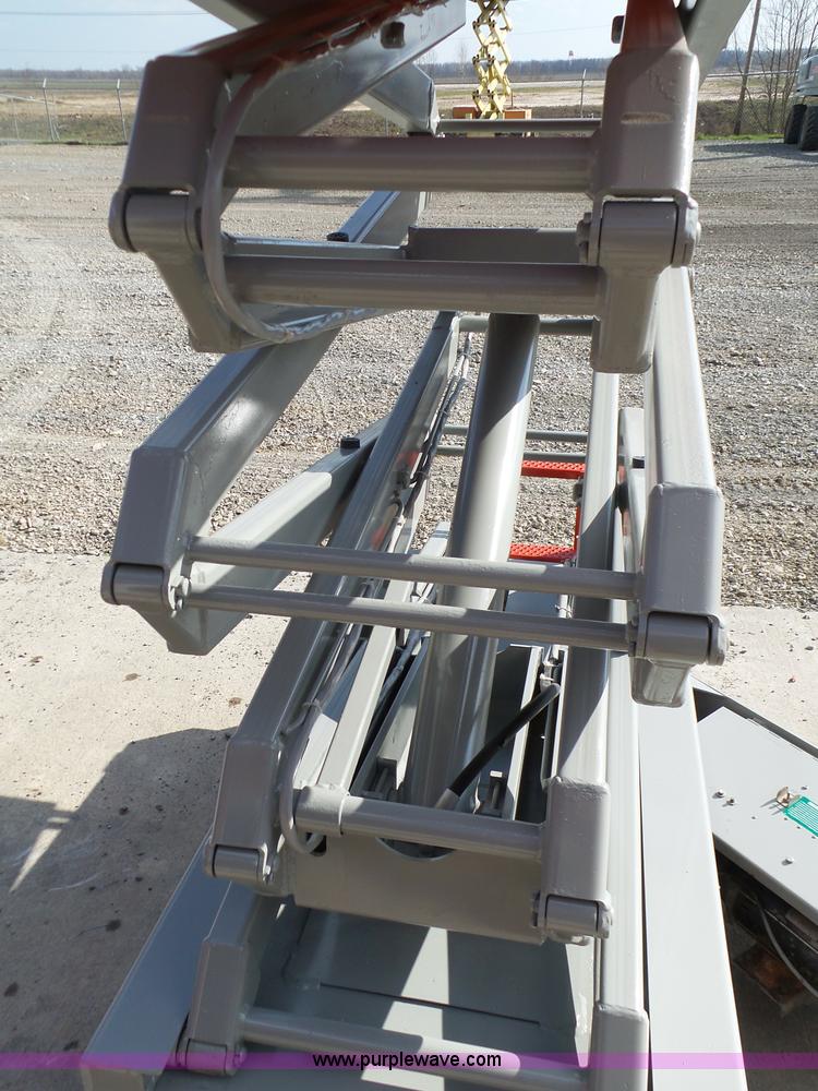 image for item G3707 Skyjack III 3219 scissor lift