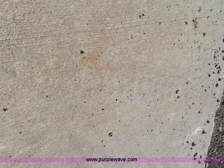 image for item G3707 Skyjack III 3219 scissor lift