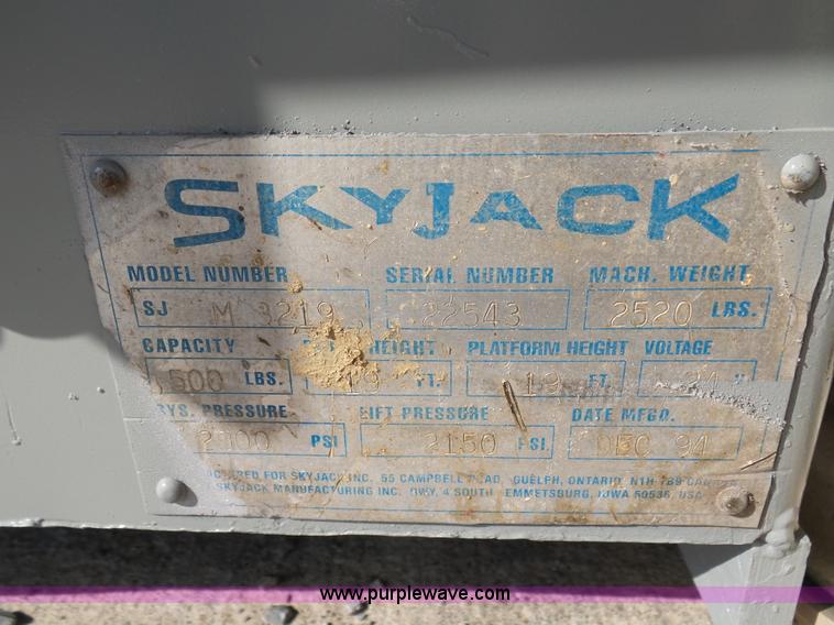 image for item G3707 Skyjack III 3219 scissor lift