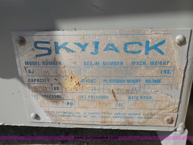 image for item G3707 Skyjack III 3219 scissor lift