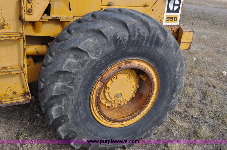 image for item G7019 1979 Caterpillar 950 wheel loader