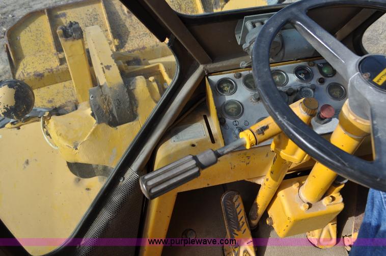 image for item G7019 1979 Caterpillar 950 wheel loader