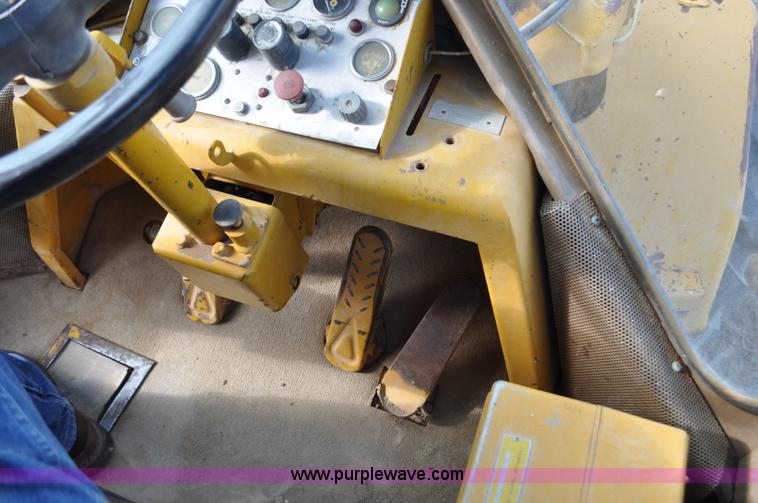 image for item G7019 1979 Caterpillar 950 wheel loader
