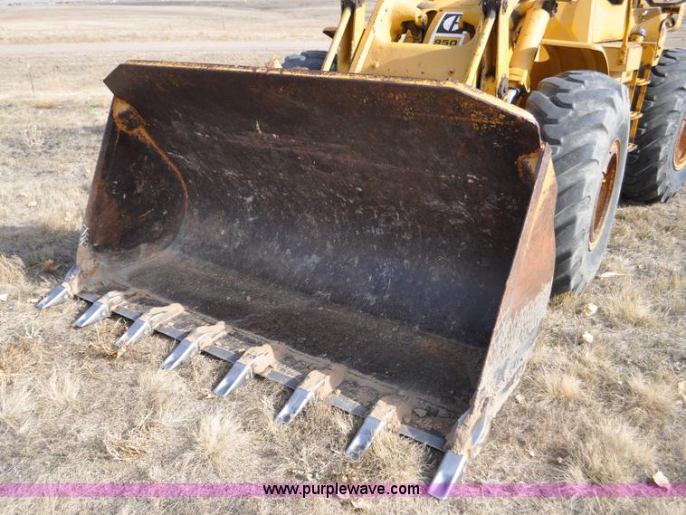 image for item G7019 1979 Caterpillar 950 wheel loader