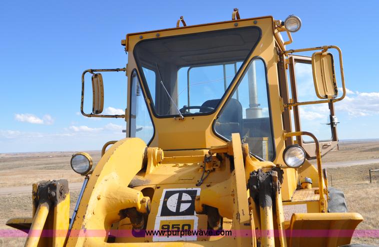 image for item G7019 1979 Caterpillar 950 wheel loader