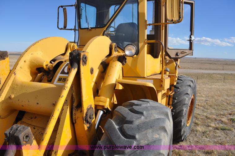 image for item G7019 1979 Caterpillar 950 wheel loader