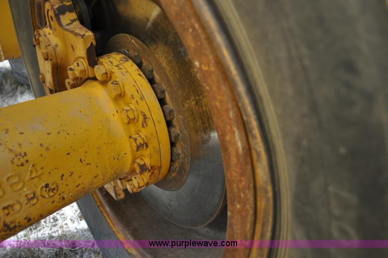 image for item G7019 1979 Caterpillar 950 wheel loader