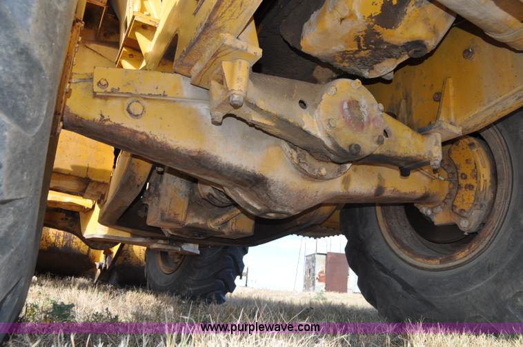 image for item G7019 1979 Caterpillar 950 wheel loader