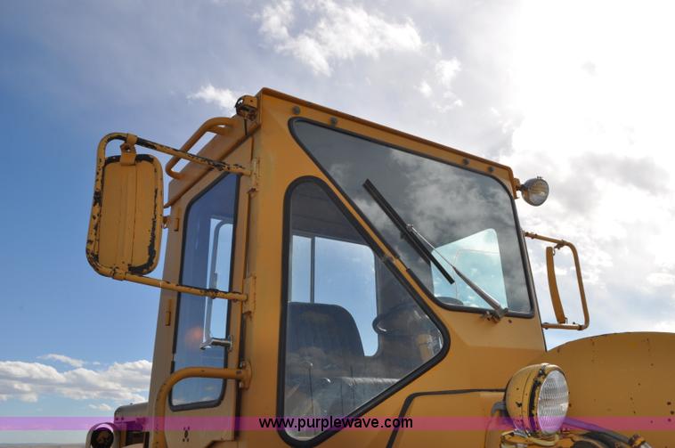 image for item G7019 1979 Caterpillar 950 wheel loader