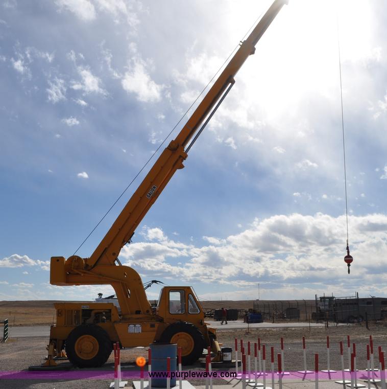 image for item G7020 Galion 150F crane