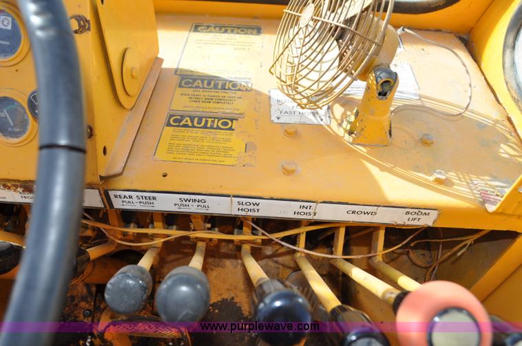 image for item G7020 Galion 150F crane