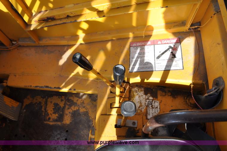 image for item G7020 Galion 150F crane