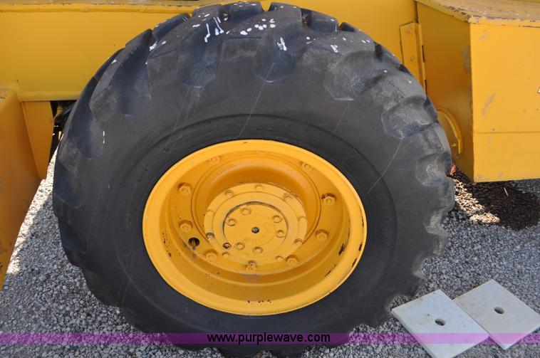 image for item G7020 Galion 150F crane