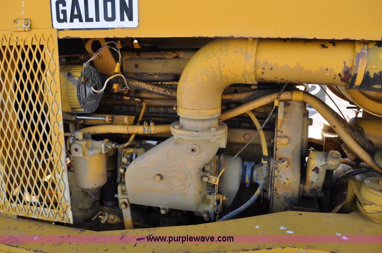 image for item G7020 Galion 150F crane