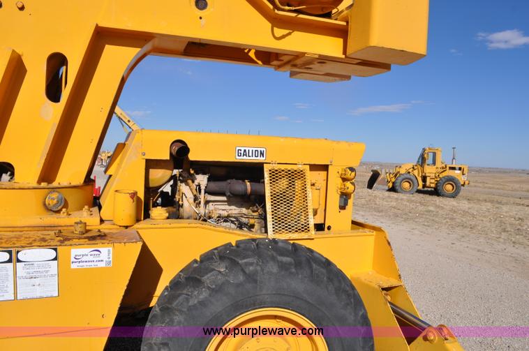 image for item G7020 Galion 150F crane