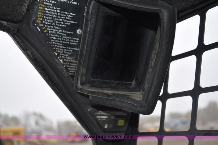 image for item G7324 1999 Bobcat 863 F series skid steer