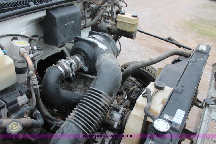 image for item H8017 2000 Chevrolet C6500 concrete pump truck