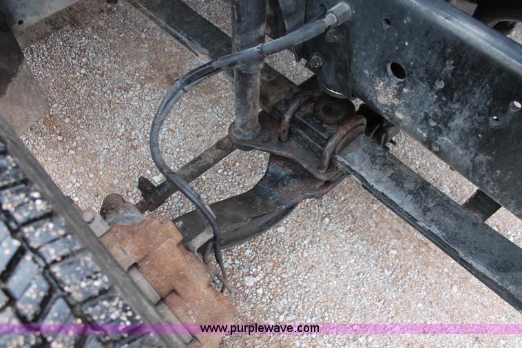 image for item H8017 2000 Chevrolet C6500 concrete pump truck