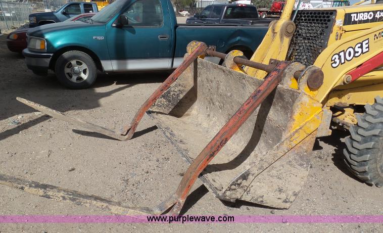image for item J6180 1998 John Deere 310SE backhoe