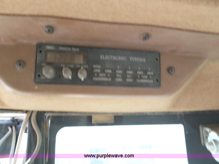 image for item J6180 1998 John Deere 310SE backhoe